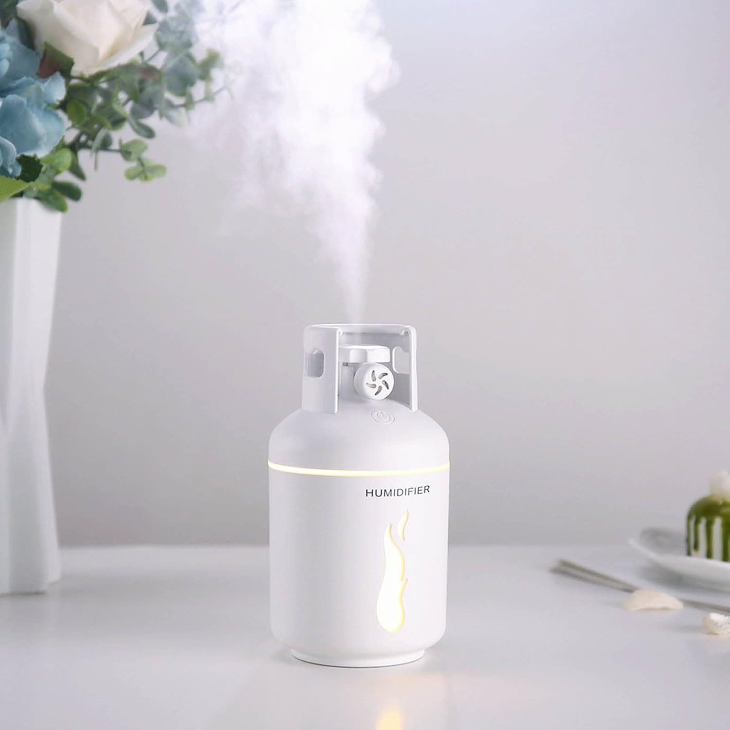 Gas Tank Air Humidifier,Portable Car Air Purifier,3 in 1 USB Aroma Essential Oil Diffuser,Bedroom Home humidifier,Mute Disinfection air Cleaner,Gas Tank Explosion Models USB Humidifier WH