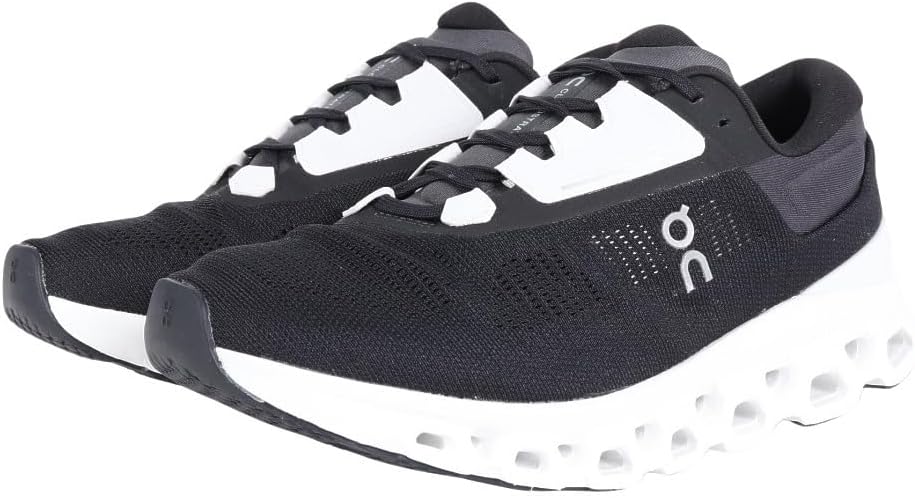 On Men's Cloudstratus 3Sneaker
