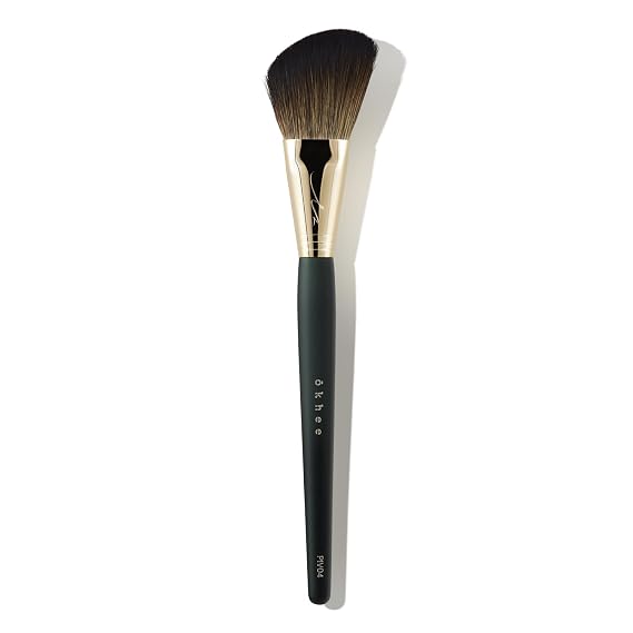 SOO ADOR okhee Face Powder Brush PIV04 Fluffy Tool for Seamless Powder Application & Blending | Designed by K-Pop Beauty Artist Seo Ok