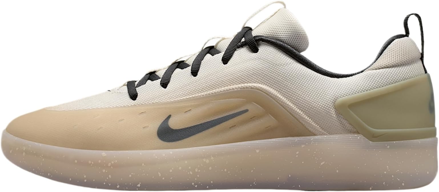 Nike SB Zoom Nyjah 4 Skate Shoes (Desert Khaki/Light Orewood Brown/Light Bone/Dark Smoke Grey)
