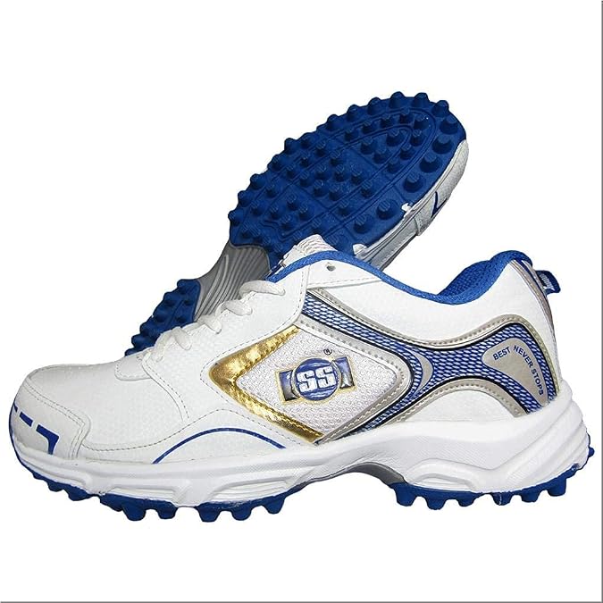 SS Men's Gutsy GoldenCricket Shoes