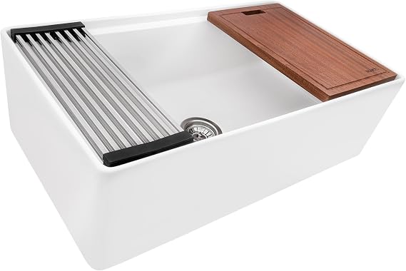 Ruvati 33-in White Fireclay Farmhouse Workstation Sink - RVL2387WH