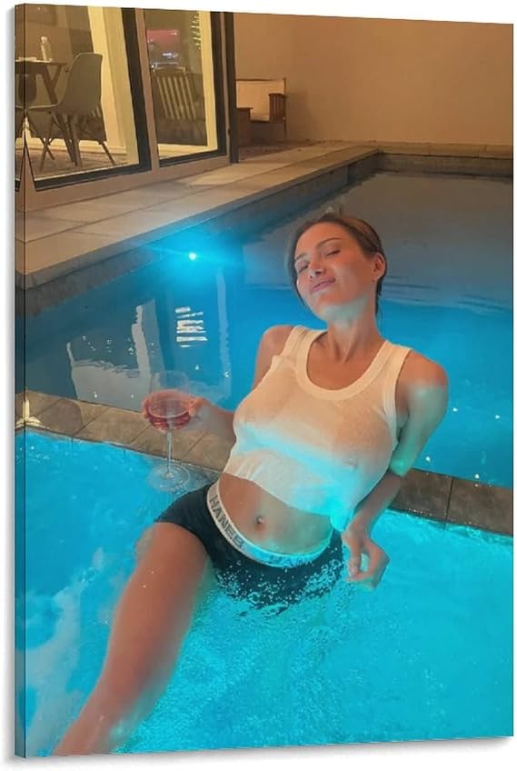 Lana Rhoades Sexy Hot poster Actress (26) Poster Cool Artworks Painting Wall Art Canvas Prints Hanging Picture Home Decor Posters Gift Idea