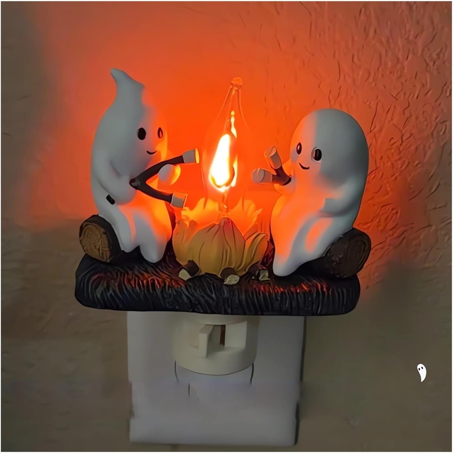2024 Ghost Campfire Flickering Nightlight Spooky Ghost Fake Camp Fire Flameless Candle Cute Night Lights Plug into Wall Decorative Gothic Lamp Halloween Ghost Room Decorations Indoor Lighting 1PC