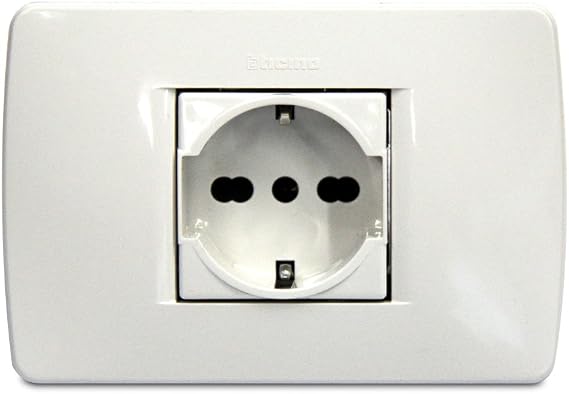BTicino Moon Pre-Assembled Complete Socket Kit Standard German and Bypass White