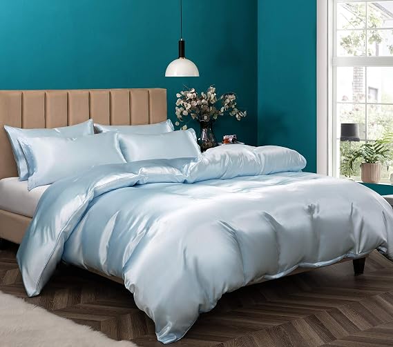 True Silk Satin Luxurious Comforter - box stitched - 300 Gsm Fluffy Comforter - Down Alternative Comforter - Soft and Comfortable - Machine Washable - Ultra Soft Comforter Sky Blue,Twin/Twin XL