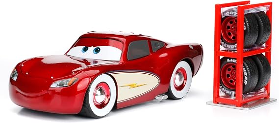 Disney Pixar Cars 1:24 Cruising Lightning McQueen Die-Cast Car, Toys for Kids and Adults