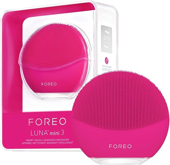 Foreo Luna Mini 3 Facial Cleansing Brush - Travel Accessories - Face Massager Electric, Ultra-Hygienic Silicone - Simple Face Wash - Electric Face Cleanser - App-Connected - Fuchsia