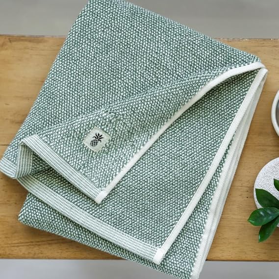 Cariloha Two-Tone Bath Towel - Bamboo Viscose - Oasis Green - 30" x 56"