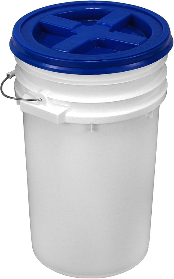 7 Gallon White Bucket with Gamma Seal Lid (Blue)
