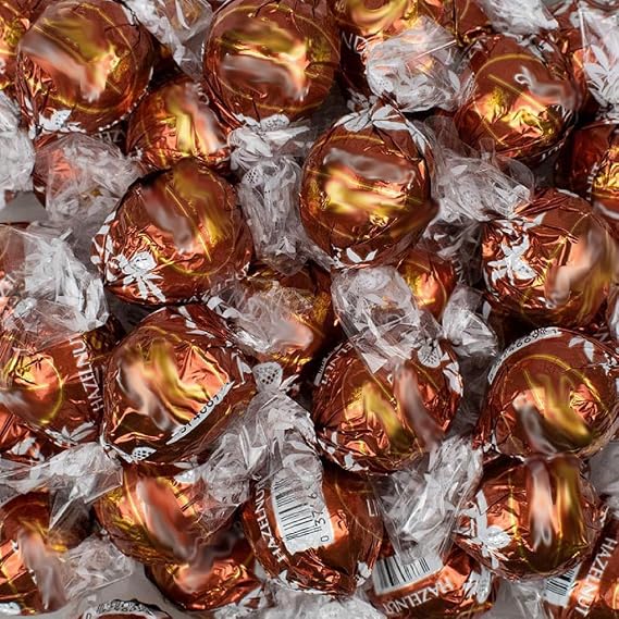 Liindtt Linddorr Chocolate Truffles - Smooth Melting Center - Premium Chocolates - Hazelnut Truffles - Pack of 400g