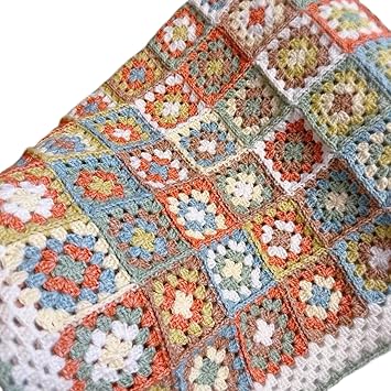 Kit de crochet para principiantes hecho a mano con manta cuadrada FFKHYCA: 100 g x 8 rollos de hilo, 2 ganchos, tijeras... Instrucciones, tutoriales en video, 105 x 80 cm o hazlo tu mismo