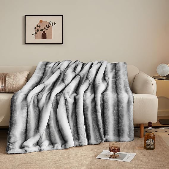 Luxury Reversible Faux Fur Throw Blanket - 50"x60", Black/White